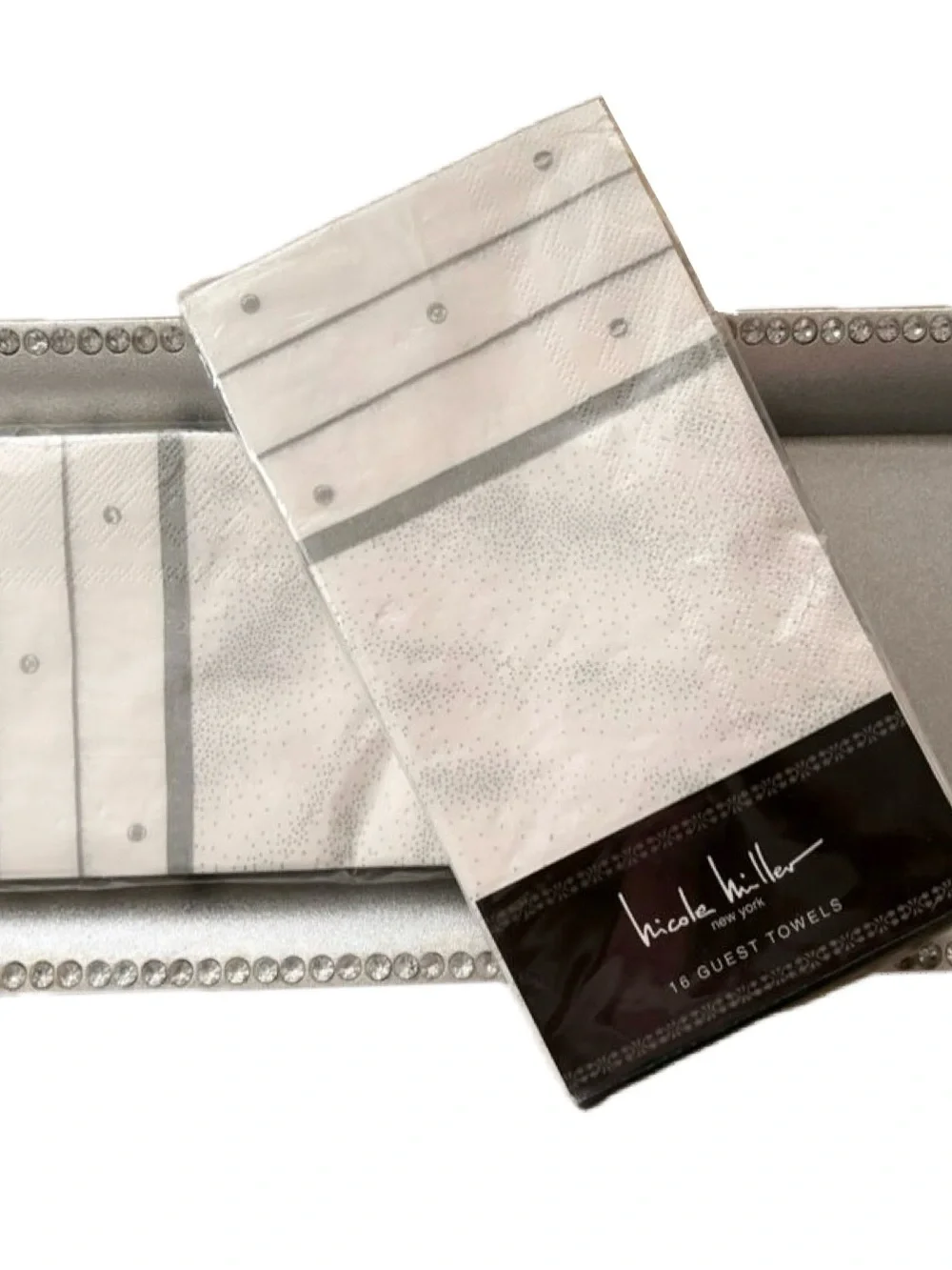 Nicole Miller White & Silver Fancy Disposable Guest Towels Dinner Napkins Pk 16